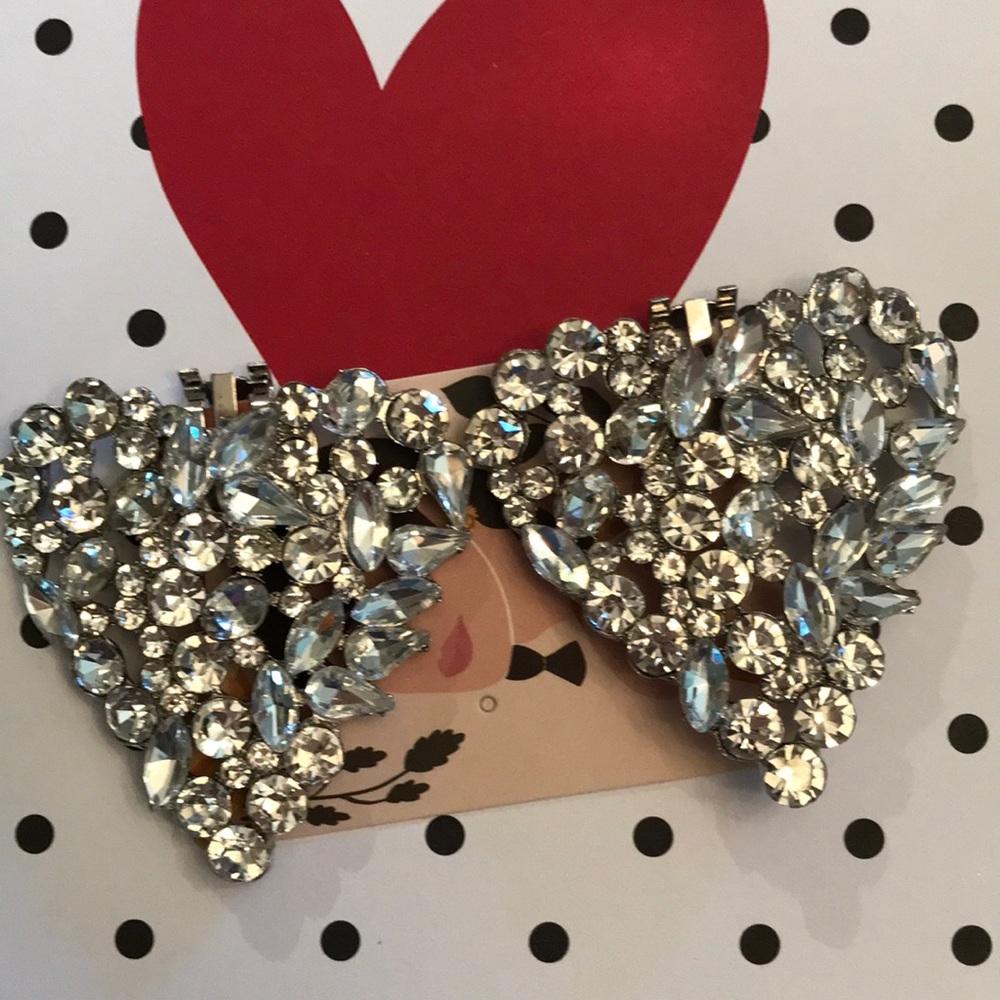 Stunning Heart Shoe Jewelry Clip. NWOT.